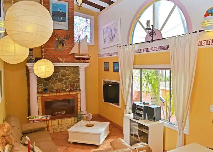 Amazingly Romantic Vacation For Your Honeymoon